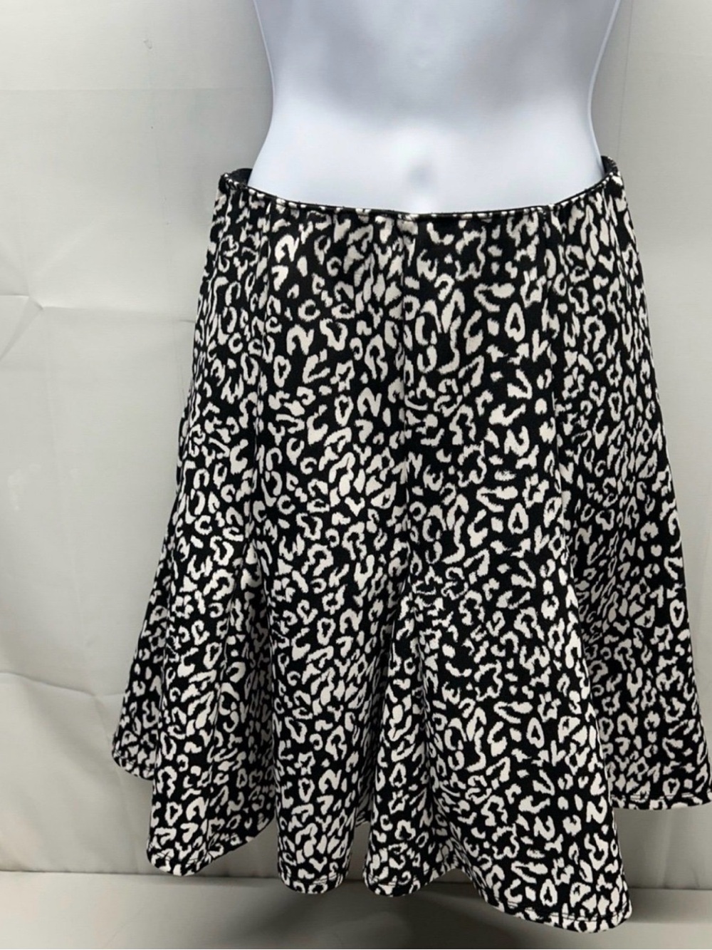Marilyn Monroe Black and White Leopard-Print Mini Skirt